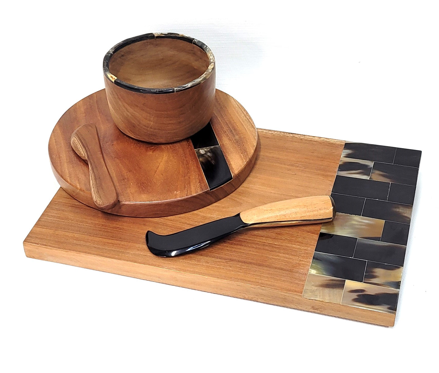 Wood & Horn Cutting Board